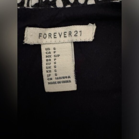Forever 21 Black White Fit And Flare Mini Dress Size S - Picture 4 of 6